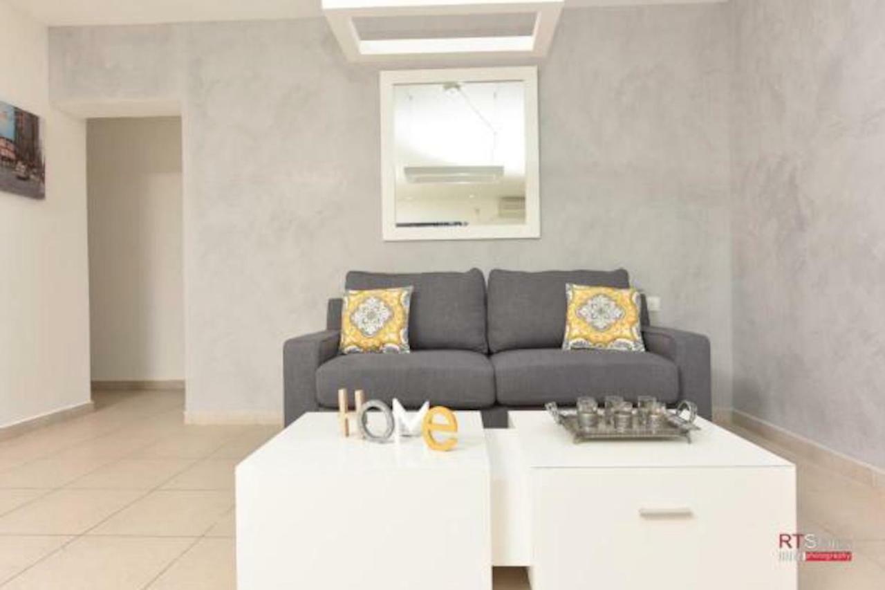 With Heated Pool And Jacuzzi Sea View 300m Front Of The *